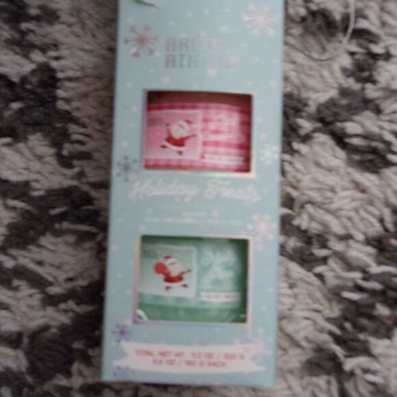 Arete Athene Holiday Treats sugar scrubs scented- Pink Cranberry & Minty Pine - Picture 2 of 4